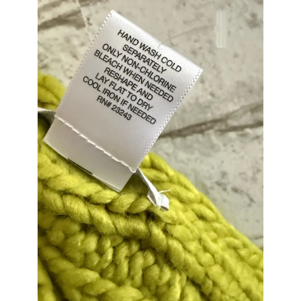 NWOT VTG New York & Co Color block Retro Cable Knit Fringe scarf